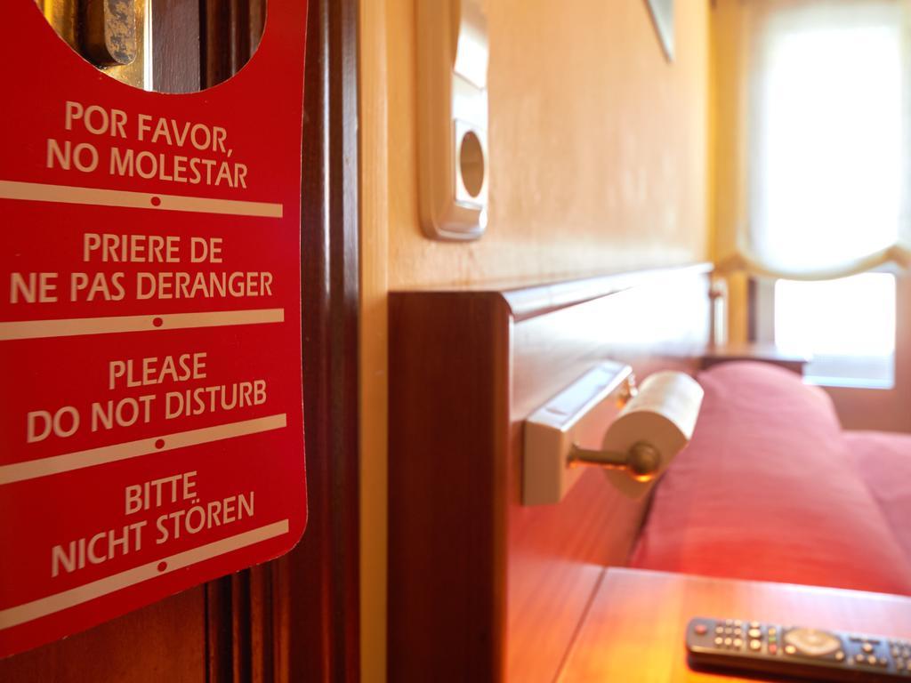 Pension Restaurante Sony Melide Zewnętrze zdjęcie